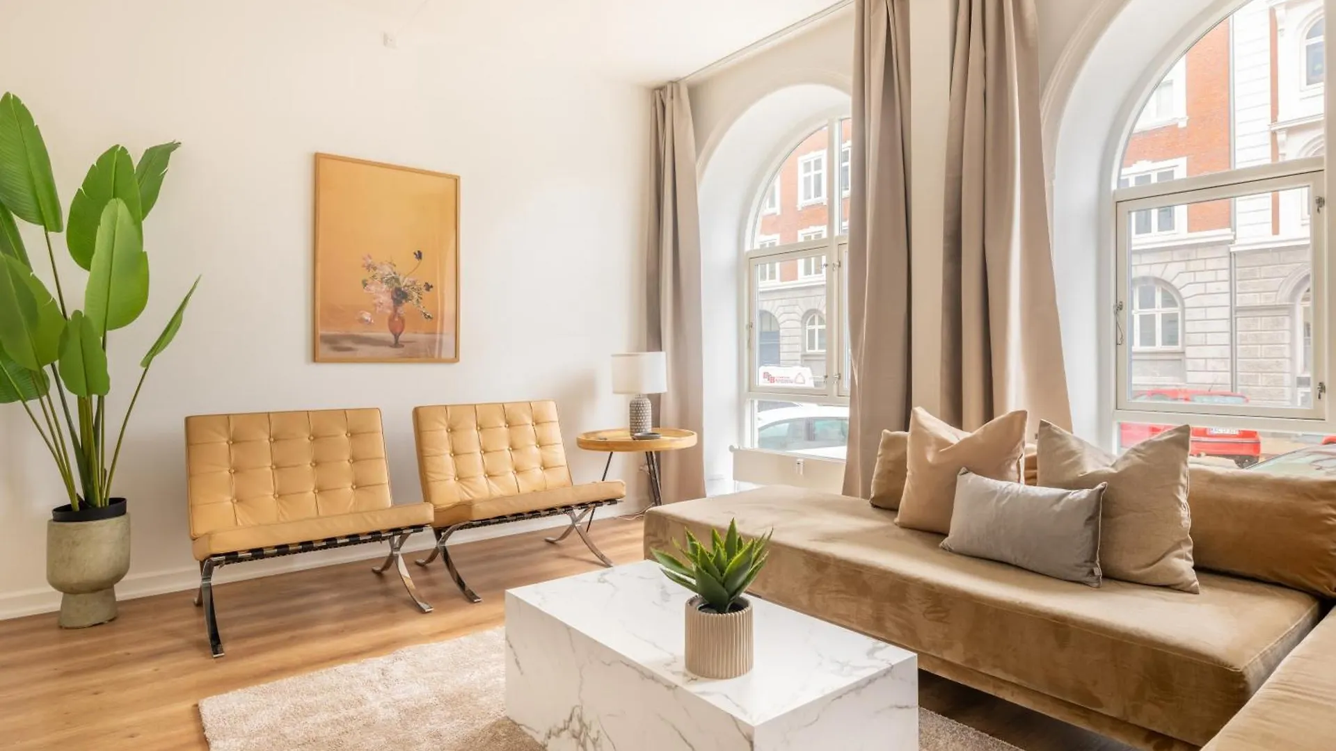 Sanders Noble - Fantastic 4-Bdr Apt In The Capital Copenhagen
